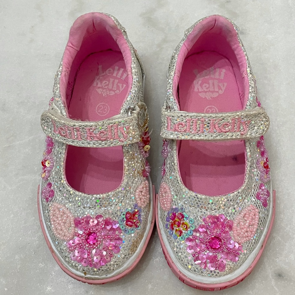 ❌SOLD❌ LELLI KELLY Classic Maryjane Glitter Dolly Shoes